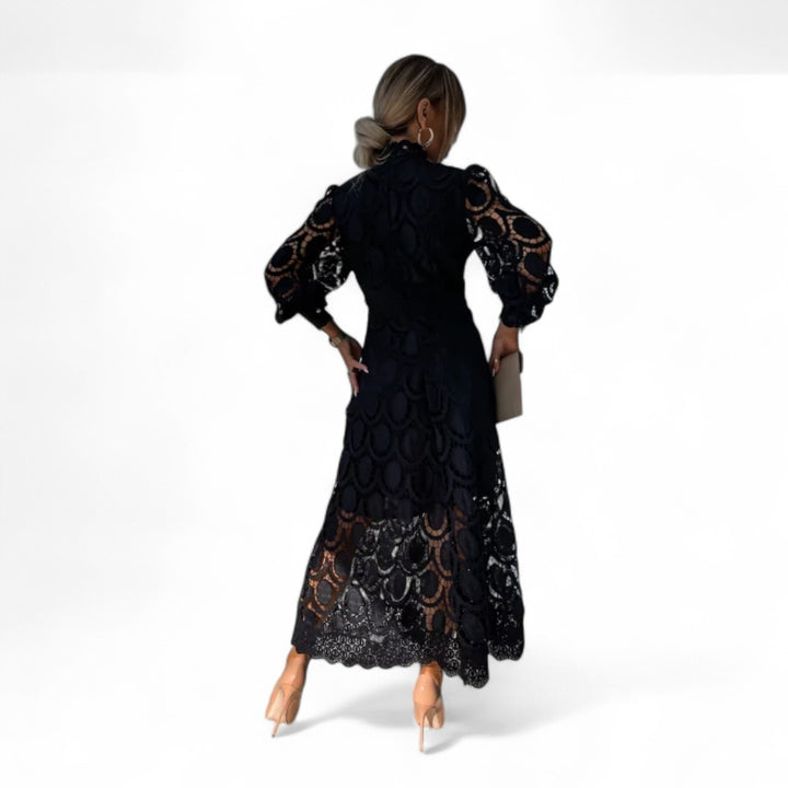 Elaina | Stilfuld Midi Kjole med Blonde Detaljer